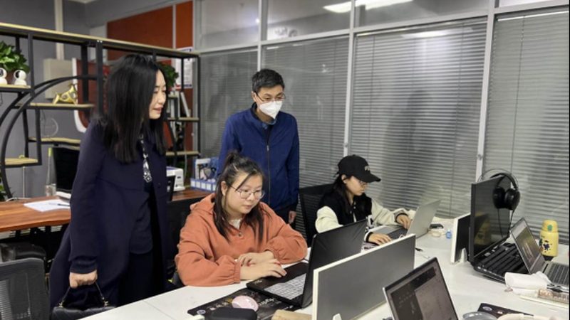 企业宣传片配音价格：揭秘一分钟的费用构成**